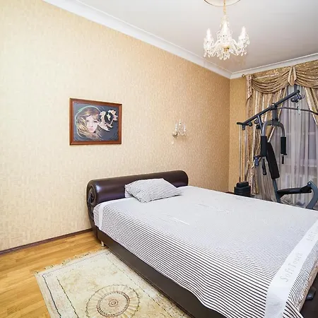 Большая 3Х Комнатная Квартира В Историческом Центре Минска Apartament *